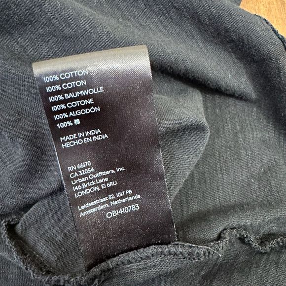 ANTHROPOLOGIE Long Sleeve Black Ruffled V-Neck Top - Picture 9 of 11